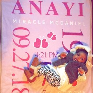 Meet your Posher, Anayi Miracle